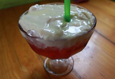 Bir kase Durian buzu.