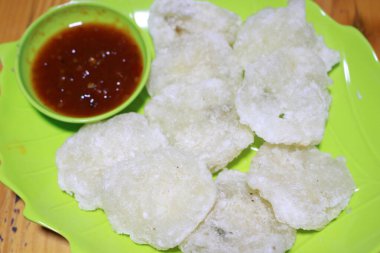 Sirk, Endonezya 'dan geleneksel bir yemektir.