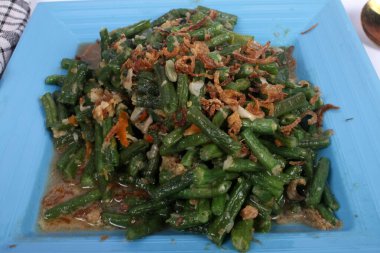 Tabakta tumis kacang pancang