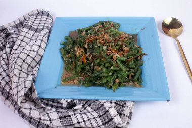 Tabakta tumis kacang pancang