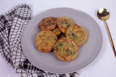 Bir tabak bakwan, Asya yemeği.