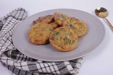 Bir tabak bakwan, Asya yemeği.