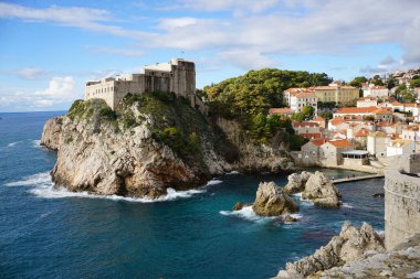 Dubrovnik'in üzerinde Hırvatistan göster