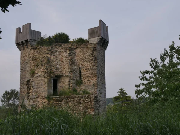 Ερείπια Κάστρου Στο Cheze Βρετάνη Γαλλία — Φωτογραφία Αρχείου