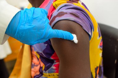 Abuja, Nijerya - 22 Ocak 2023: Afrika 'da Hepatit Aşısı ve Covid-19 aşısı