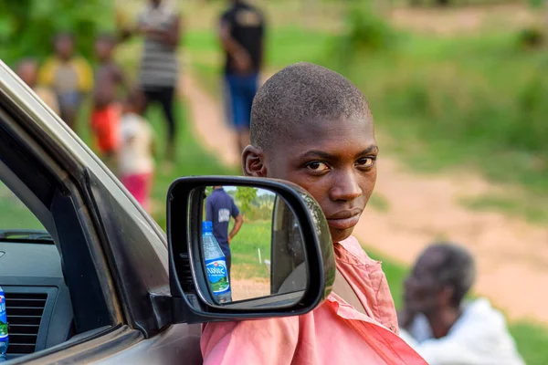 Abuja Nigeria Toukokuuta 2023 Afrikan Lapsen Muotokuva Satunnaisia Suorapuheisia Hetkiä — kuvapankkivalokuva
