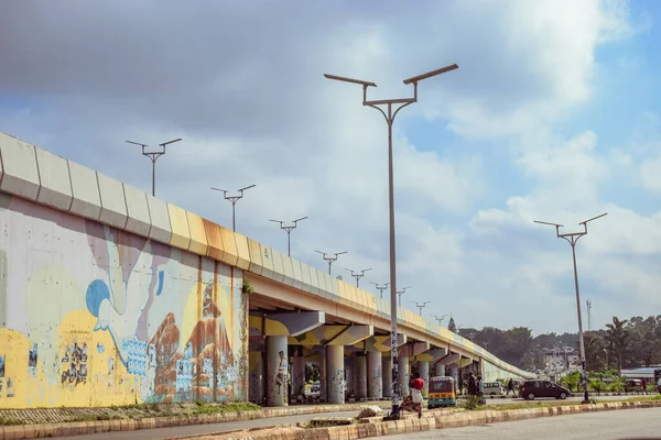 Абуджа Нігерія Червня 2023 Погляд Барвисте Етнічне Графіті Стіні Міста — стокове фото