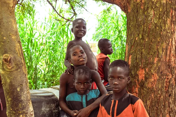 ナイジェリアのベニュー州オピアル2021年3月6日 アフリカの村の子供たち — ストック写真