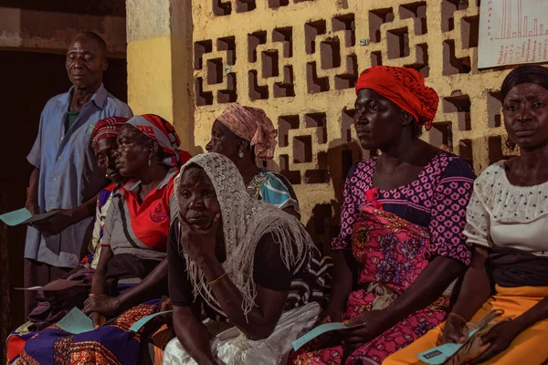 Bauchi État Plateau Juin 2022 Africains Assis Faisant Queue Attendant — Photo
