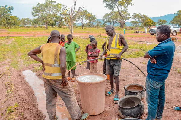 Jos East Plateau State Nigeria Mei 2021 Installatie Van Handpompwaterputten — Stockfoto