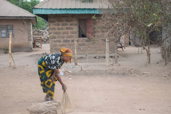 Opialu État Benue Nigéria Mars 2021 Une Femme Africaine Travailleuse — Photo
