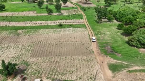 Katsina Ala Nijerya Yakınlarındaki Kırsal Yolda Giden Aracın Hava Aracı — Stok video