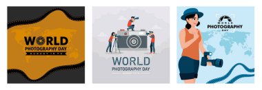 Fotoğraf kampanyaları için kamera merceği tasarımı. Dünya Fotoğraf Günü 'nü kutlayan kameralı karakterler. Elinde kamera olan bir kadın fotoğrafçı. Düz vektör resimlemesini ayarla