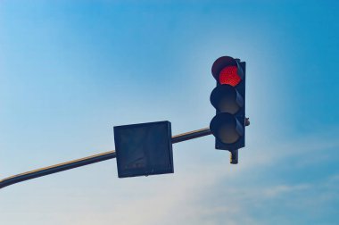 kırmızı trafik ışığı, Endonezya, 31 Mayıs 2023.