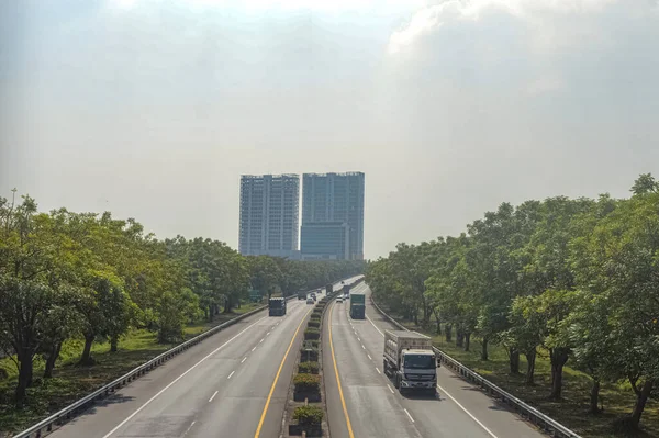 Vista Carretera Peaje Indonesia Visto Dos Edificios Apartamentos Final Durante —  Fotos de Stock