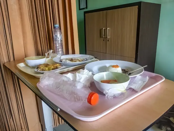 food waste belonging to inpatient hospital patients