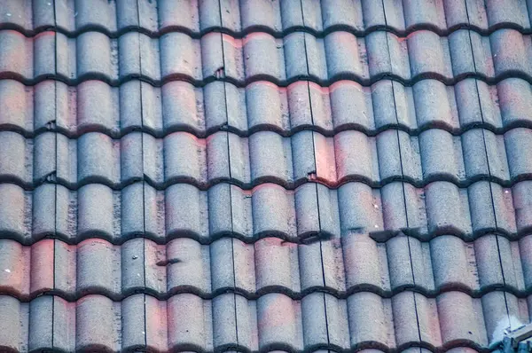 Endonezya 'da kil çatı kiremit deseni