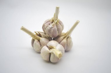 demet izole beyaz zemin üzerine sarımsak