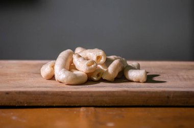 Makarna, Baharatlı Makarna, Makarna, Atıştırmalık, Baharatlı Atıştırmalık, Yemek Fotoğrafçılığı, Tahta Kesme Tahtası