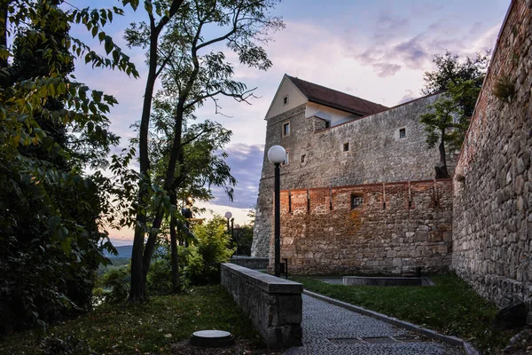 Bratislava Kalesinin Güzel Kuşatmaları