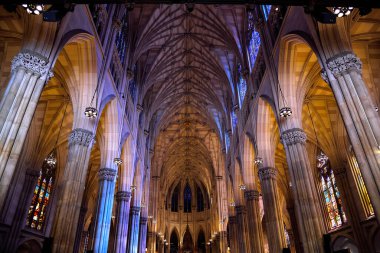 Manhattan, New York 'taki St. Patrick Katedrali' nin Güzel İçi