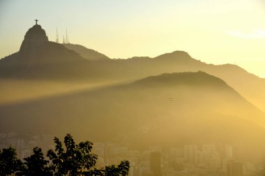 Rio de Janeiro, Brezilya 'daki Iconic Corcovado Dağı' ndan Altın Saat