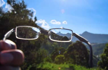 Itaipava Manzarası Myopia Gözlükleri üzerinden Rio de Janeiro, Brezilya