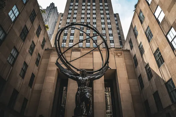 stock image The Atlas Statue in Rockefeller Center - Manhattan, New York City