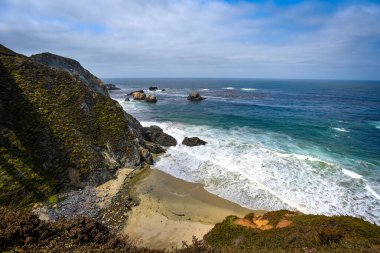 Big Sur kıyıları Rocky Creek Köprüsü - Kaliforniya, ABD