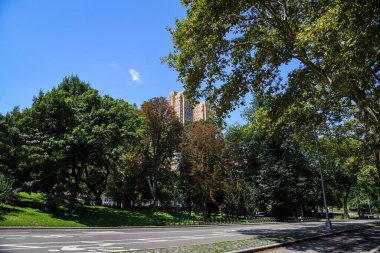 Central Park Bisiklet Yolları Batı Bir Yaz Günü - Manhattan, New York