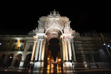 The Majestic Arco da Rua Augusta Praca do Comercio 'dan gece görüldü - Lizbon, Portekiz