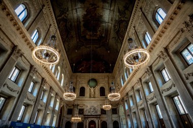 Hollanda, Amsterdam Kraliyet Sarayı 'ndaki Vatandaş Salonunun İç Görünümü