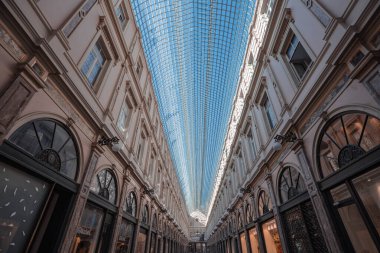 Galerilerin Simetrik Görünümü Saint-Hubert - Brüksel, Belçika