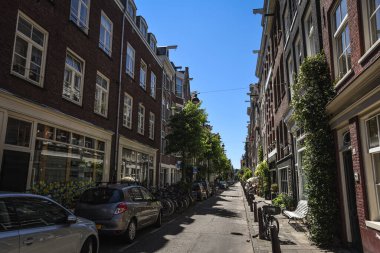 Güneşli bir günde Amsterdam 'ın Huzurlu Mahallesi