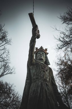 Monokrom 'daki Dona Teresa Anıtı' nın Düşük Açılı Manzarası - Ponte de Lima, Portekiz