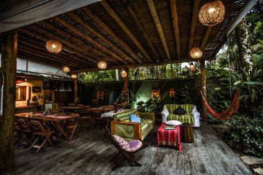 Brezilya 'nın Ubatuba kentindeki Tropikal Yeşillik Konforlu Yemek ve Salon Alanı