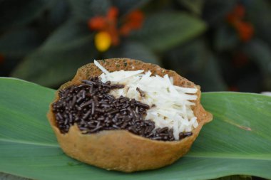 Hindistan cevizi ve muz pasta