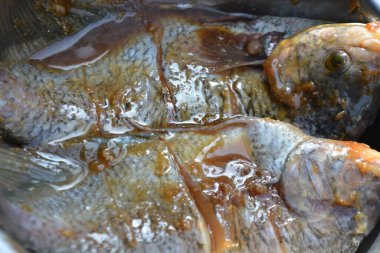 Lezzetli Asya yemeklerinin yakın görüntüsü