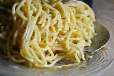 soslu makarna.