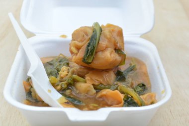 thai food, fried pork with vegetables