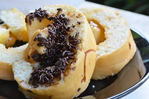 Tereyağlı ekmek rulo