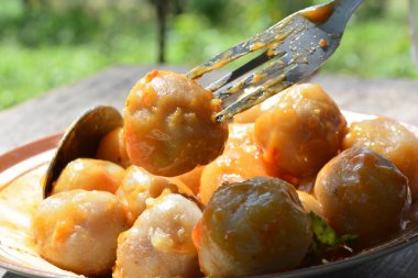 sarımsaklı kızarmış tavuk