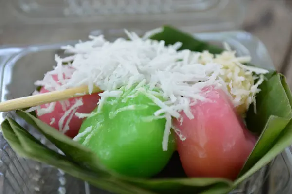 Hindistan cevizli dondurma.