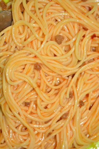 Domates soslu spagetti.