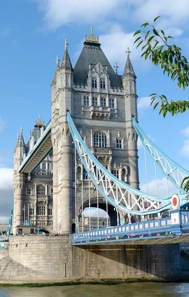 Tower Bridge Sobre Támesis Puente Colgante Victoriano Uno Los Lugares —  Fotos de Stock