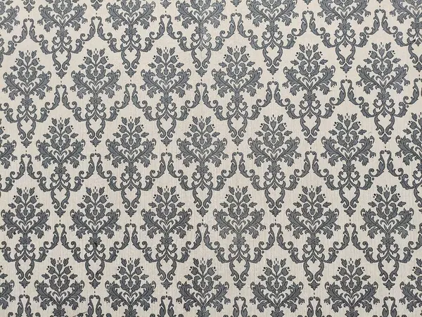 Zarif Damask Kumaşı: Tekrarlayan Çiçek Motifi