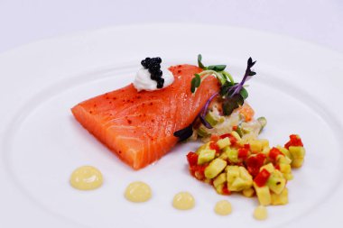 Ben havyarlı somon yemeği, lüks yemekler.