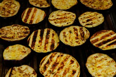 Akdeniz usulü ızgara sebze.