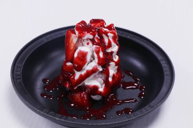 Etten karışık tatlı, İngiliz geleneksel tatlı yemeği.