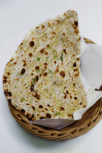 Tandoori Vitlök Naan Bröd Indian Lera Ugn Bakat Bröd — Stockfoto